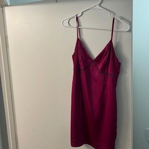 Maroon/pink dress
